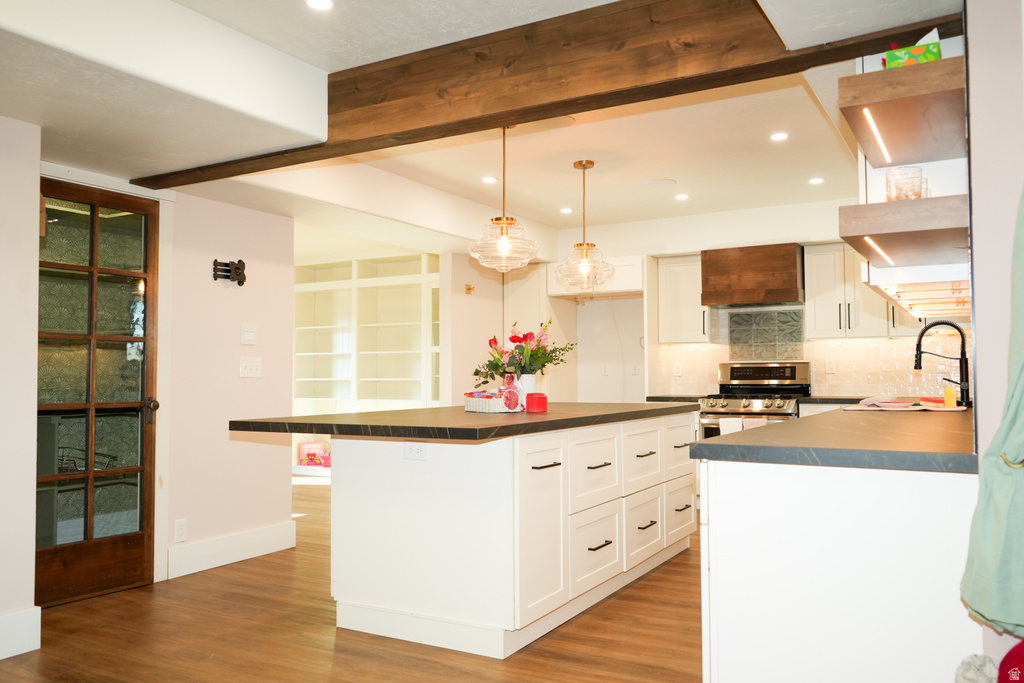 16 W 780 S Centerville, UT 84014