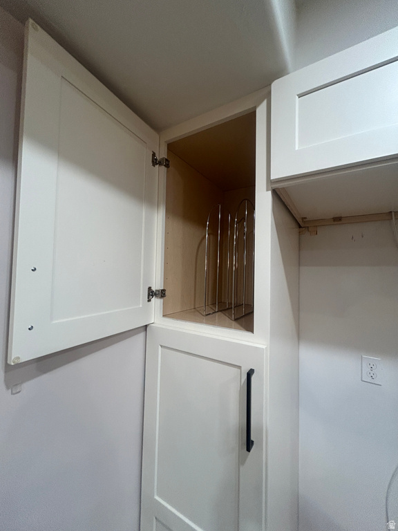 16 W 780 S Centerville, UT 84014