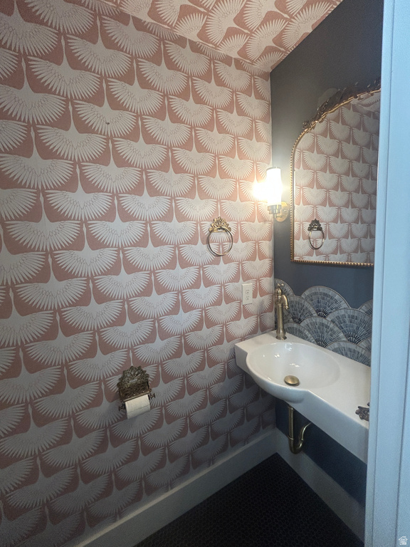 16 W 780 S Centerville, UT 84014