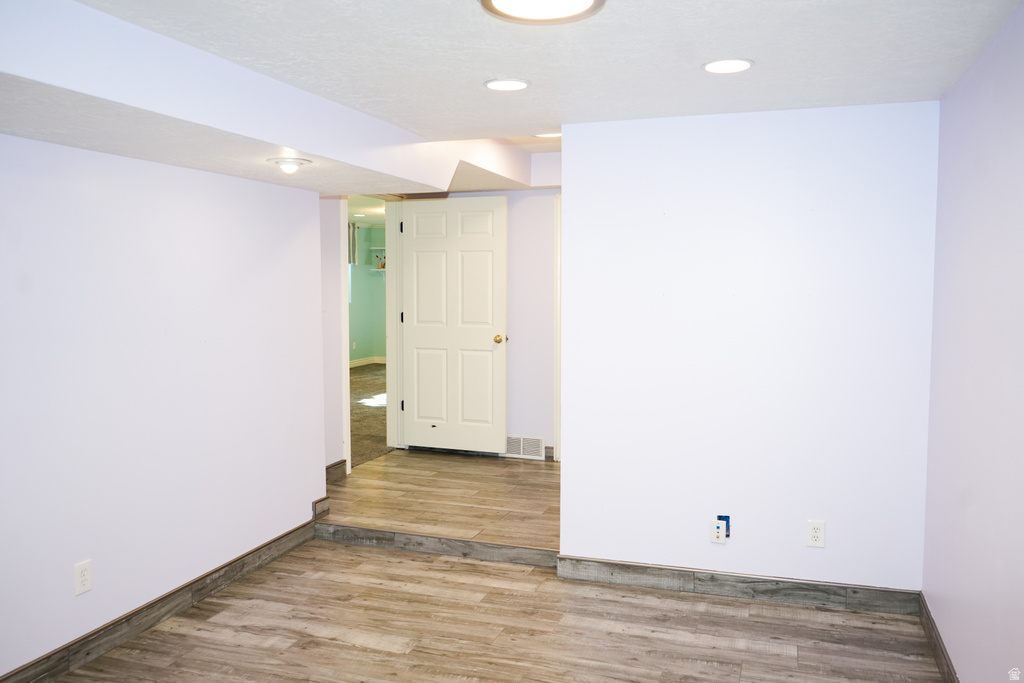 16 W 780 S Centerville, UT 84014