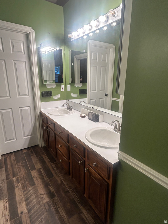 16 W 780 S Centerville, UT 84014