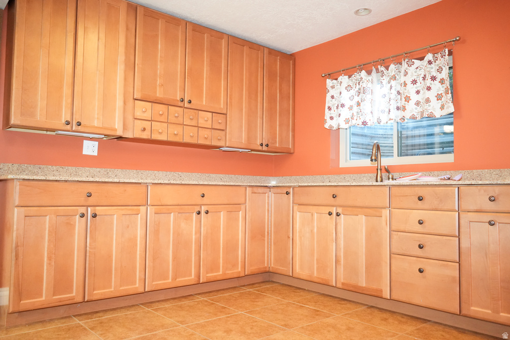 16 W 780 S Centerville, UT 84014