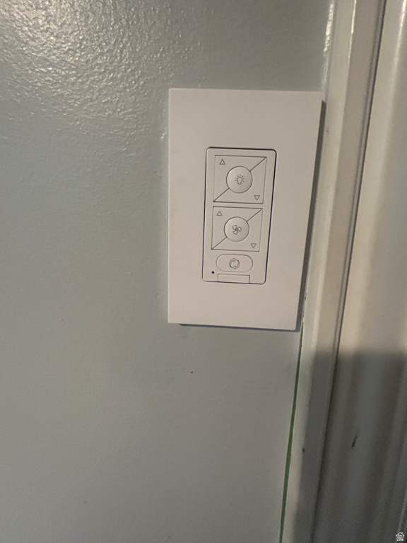 16 W 780 S Centerville, UT 84014