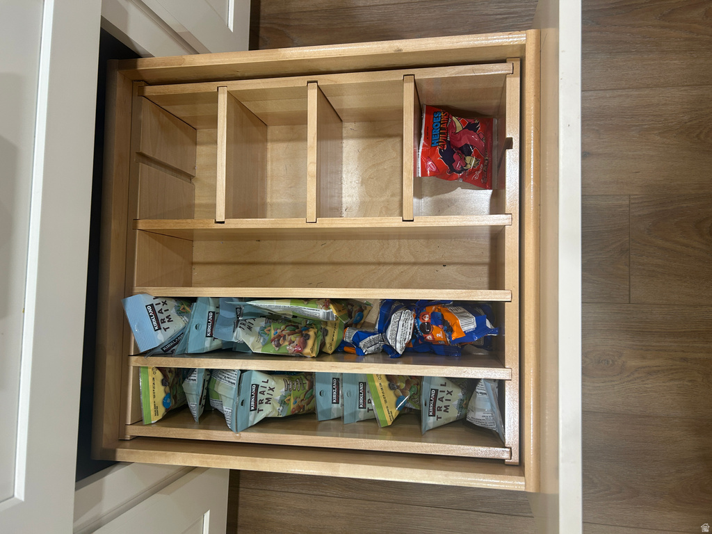 16 W 780 S Centerville, UT 84014