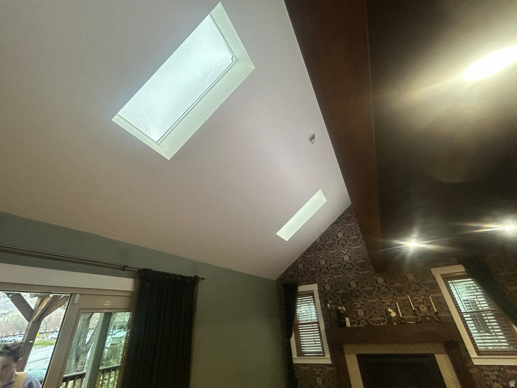 16 W 780 S Centerville, UT 84014