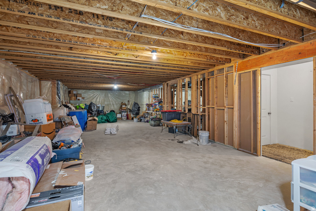 942 E 270 S Santaquin, UT 84655