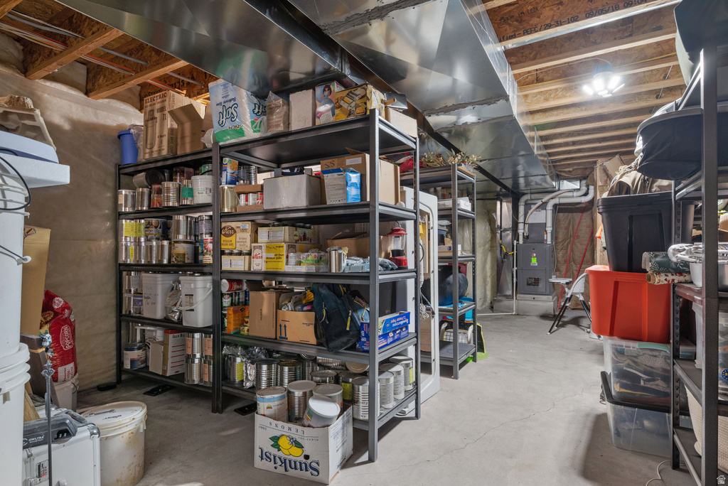 942 E 270 S Santaquin, UT 84655