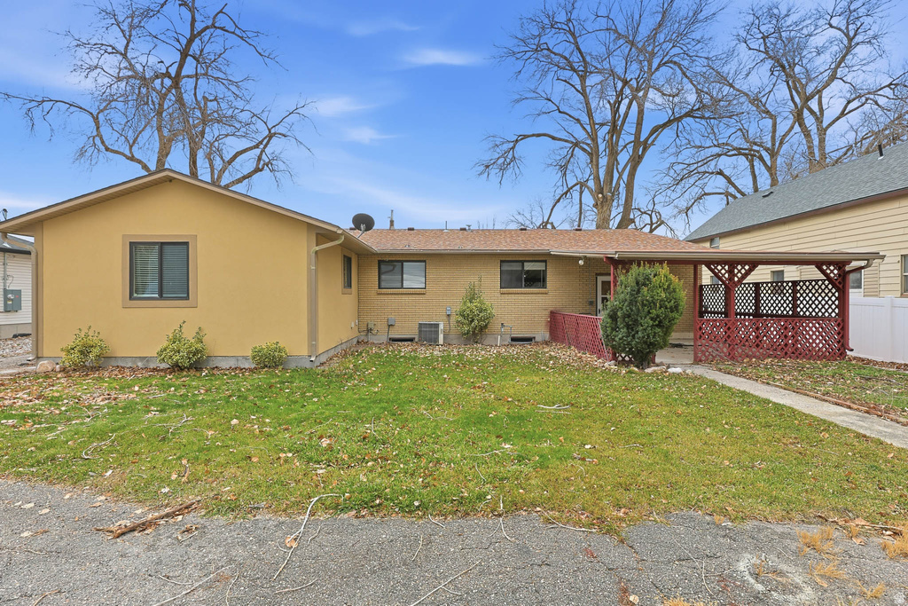 251 E CLARK Grantsville, UT 84029