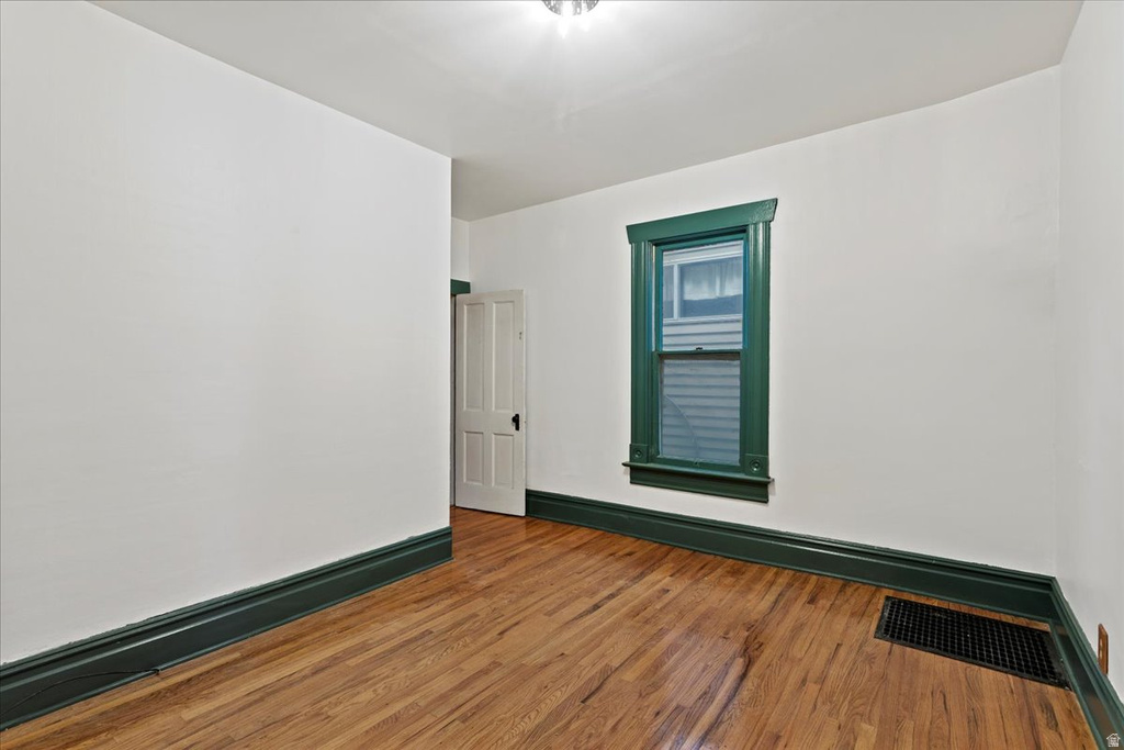 669 8TH AVE Salt Lake City, UT 84103