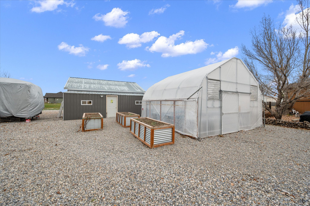 12425 N 5200 W Garland, UT 84312