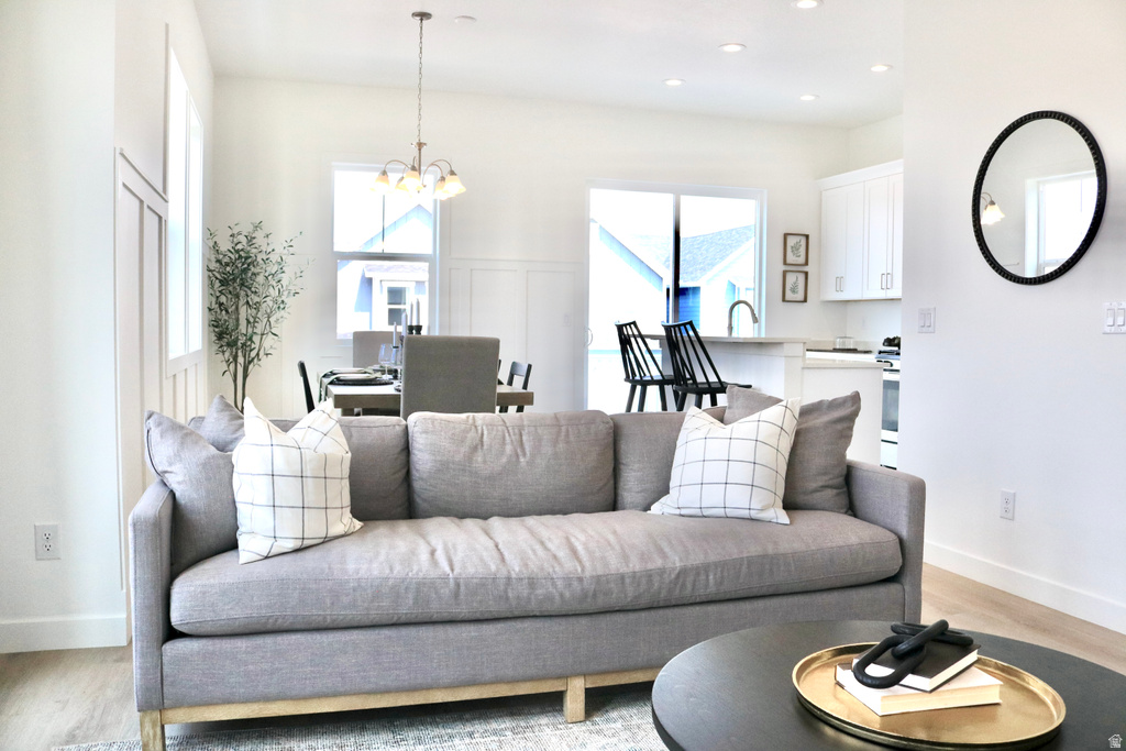 8277 W CASCADE WAY Magna, UT 84044