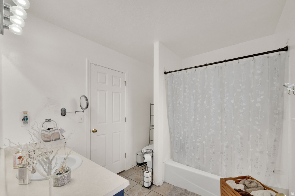 3084 ROYAL WULFF LN West Valley City, UT 84120