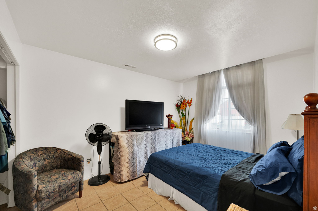 3084 ROYAL WULFF LN West Valley City, UT 84120