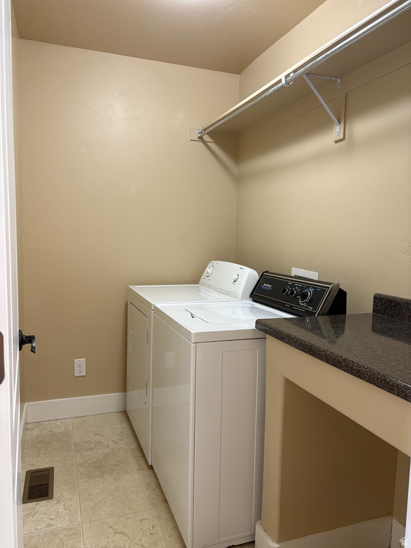 180 S TAMARAK CIR Lehi, UT 84043