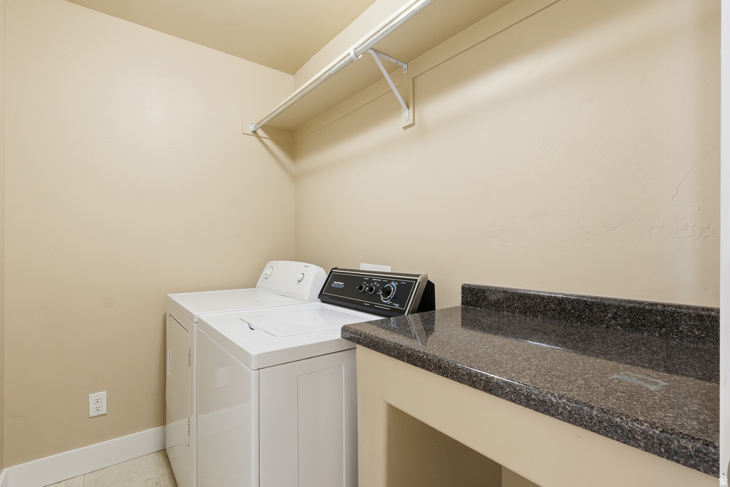 180 S TAMARAK CIR Lehi, UT 84043