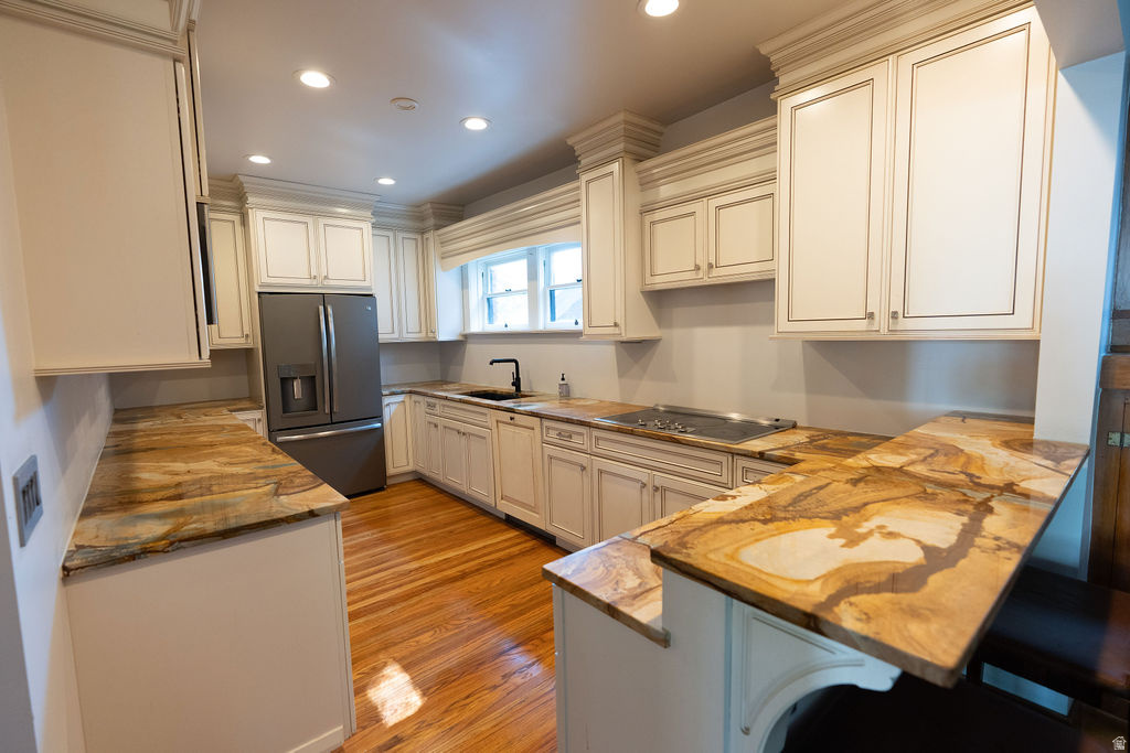 306 S DOUGLAS ST Salt Lake City, UT 84102