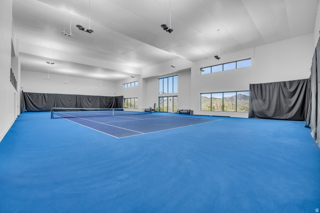 1735 RED HAWK TRL Park City, UT 84098