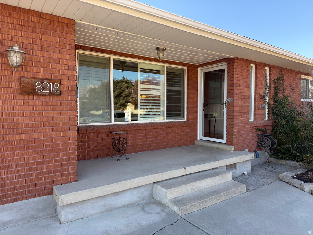 8218 S COOLIDGE ST Midvale, UT 84047