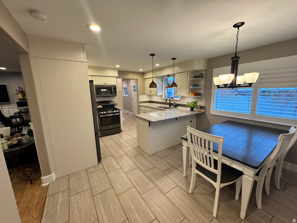 8218 S COOLIDGE ST Midvale, UT 84047