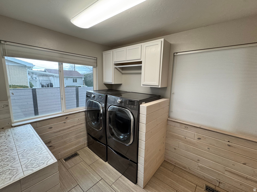 8218 S COOLIDGE ST Midvale, UT 84047