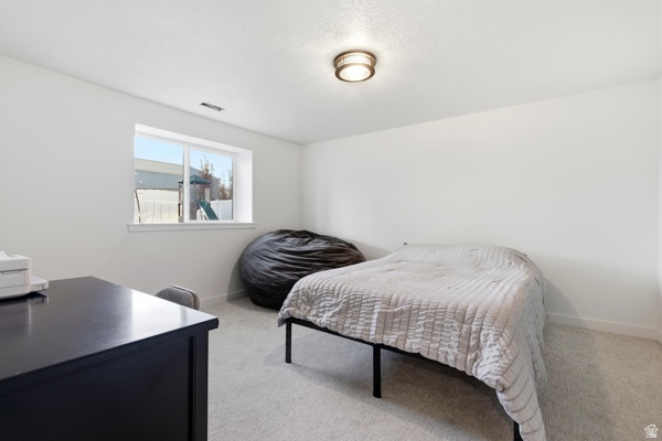 2059 N 3000 W Plain City, UT 84404