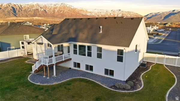 2059 N 3000 W Plain City, UT 84404