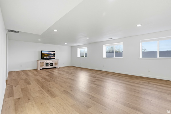 2059 N 3000 W Plain City, UT 84404