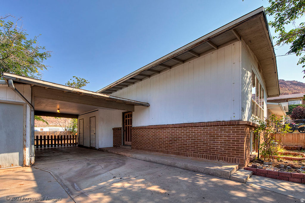 615 ROSETREE LN Moab, UT 84532