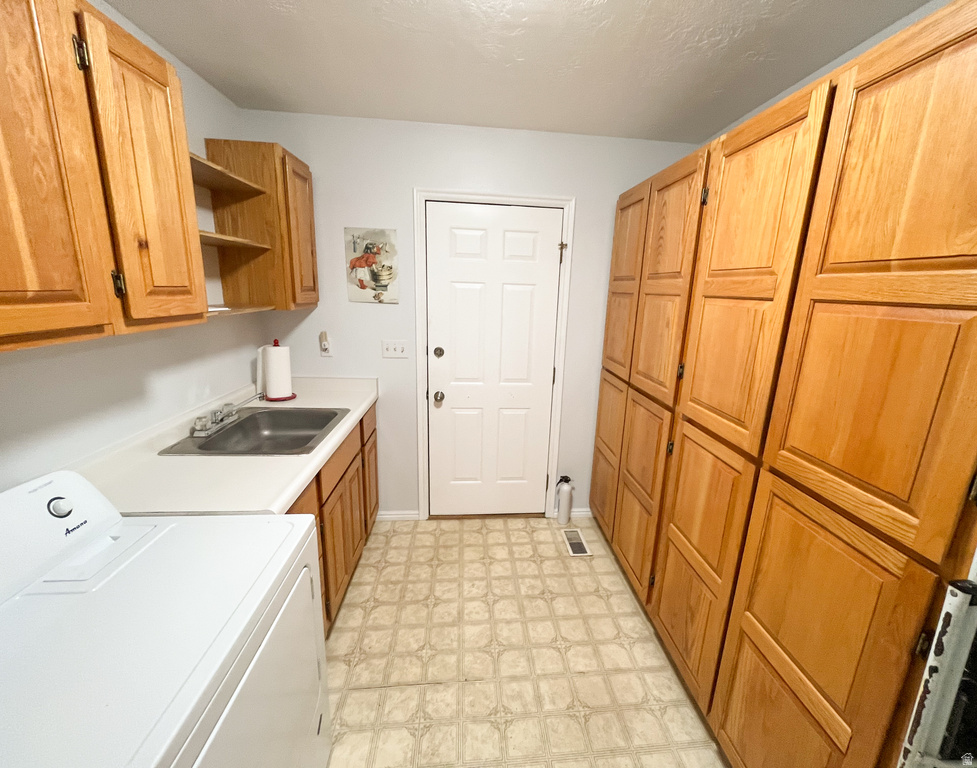 637 S 960 W Richfield, UT 84701