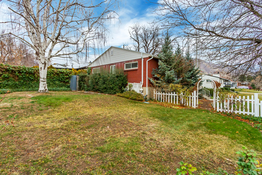 4182 S LYNNE LN Holladay, UT 84124