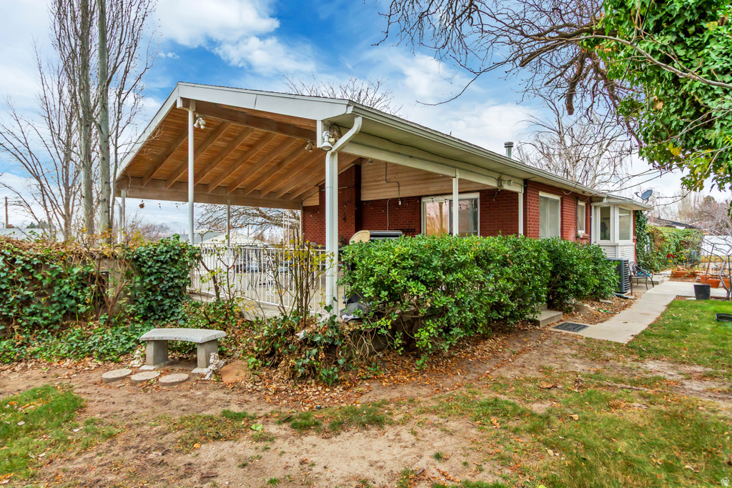 4182 S LYNNE LN Holladay, UT 84124