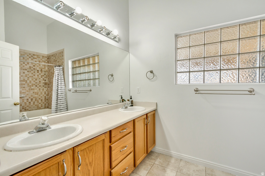 828 W CHARTRES AVE Sandy, UT 84070