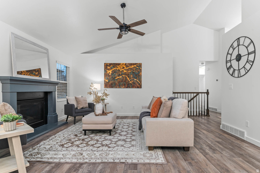 1512 N JUNE DR Farmington, UT 84025