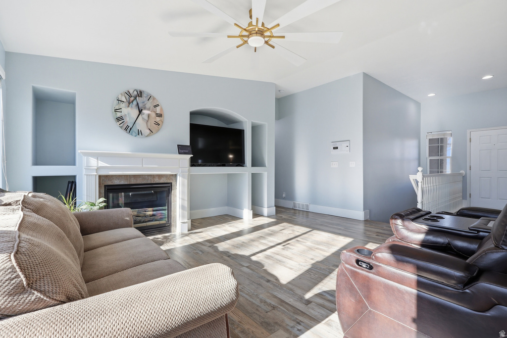 71 E HUNTERS HVN Saratoga Springs, UT 84045