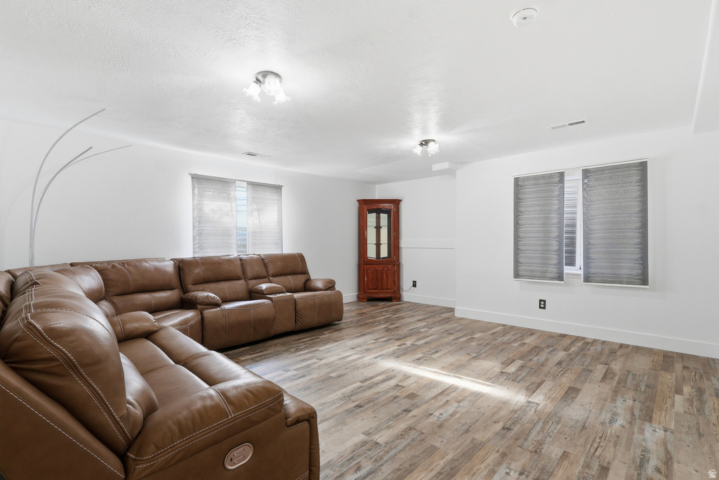 71 E HUNTERS HVN Saratoga Springs, UT 84045