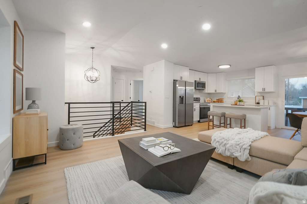 7 W RICE LN Farmington, UT 84025