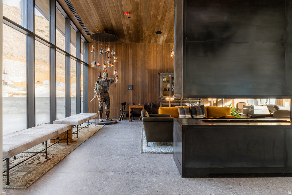 3267 W DEER HOLLOW RD #2304 Park City, UT 84060