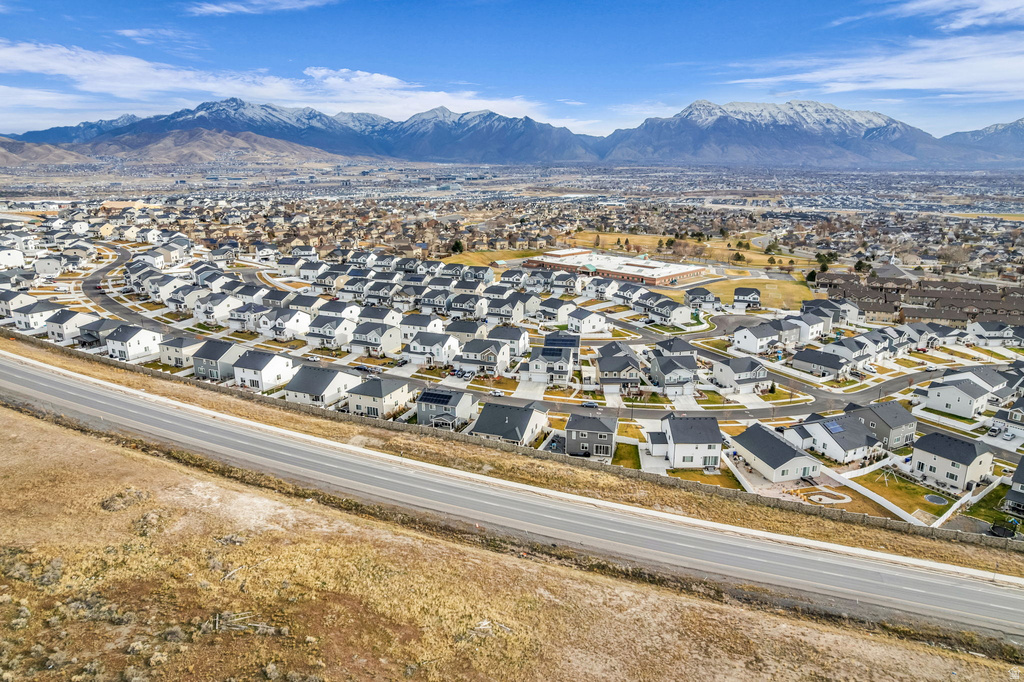 2103 N ELDERBERRY DR Saratoga Springs, UT 84045