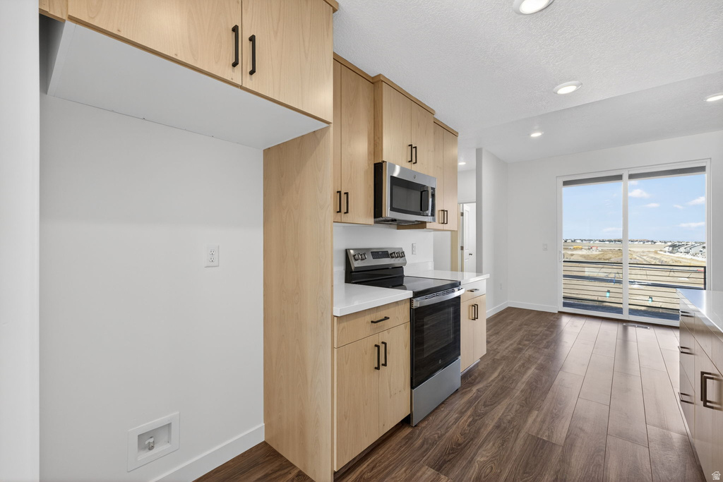 6801 W PINE TRAIL LN #306 Herriman, UT 84096