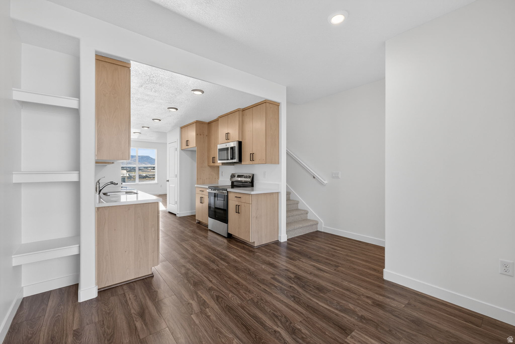 6801 W PINE TRAIL LN #306 Herriman, UT 84096