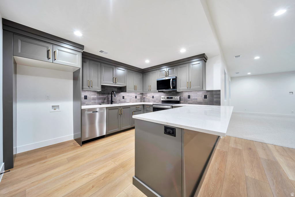 316 N AMBER LN Layton, UT 84041