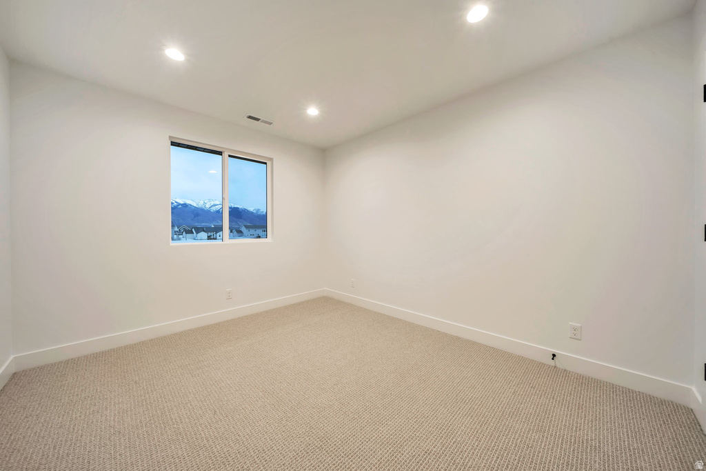 316 N AMBER LN Layton, UT 84041