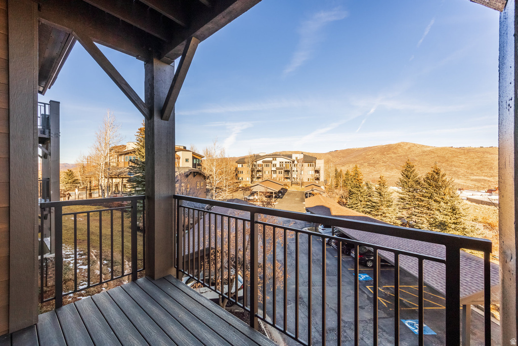 6677 N 2200 W #C204 Park City, UT 84098