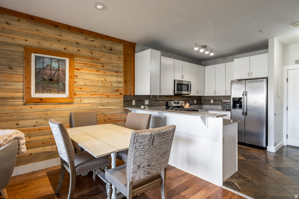 6677 N 2200 W #C204 Park City, UT 84098