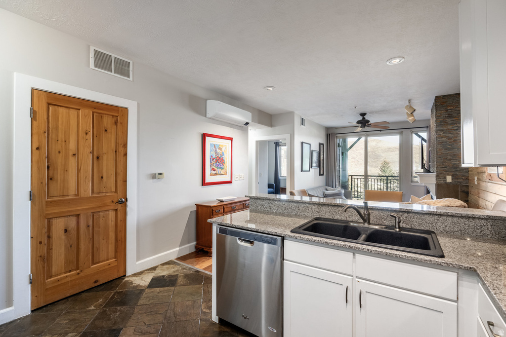 6677 N 2200 W #C204 Park City, UT 84098