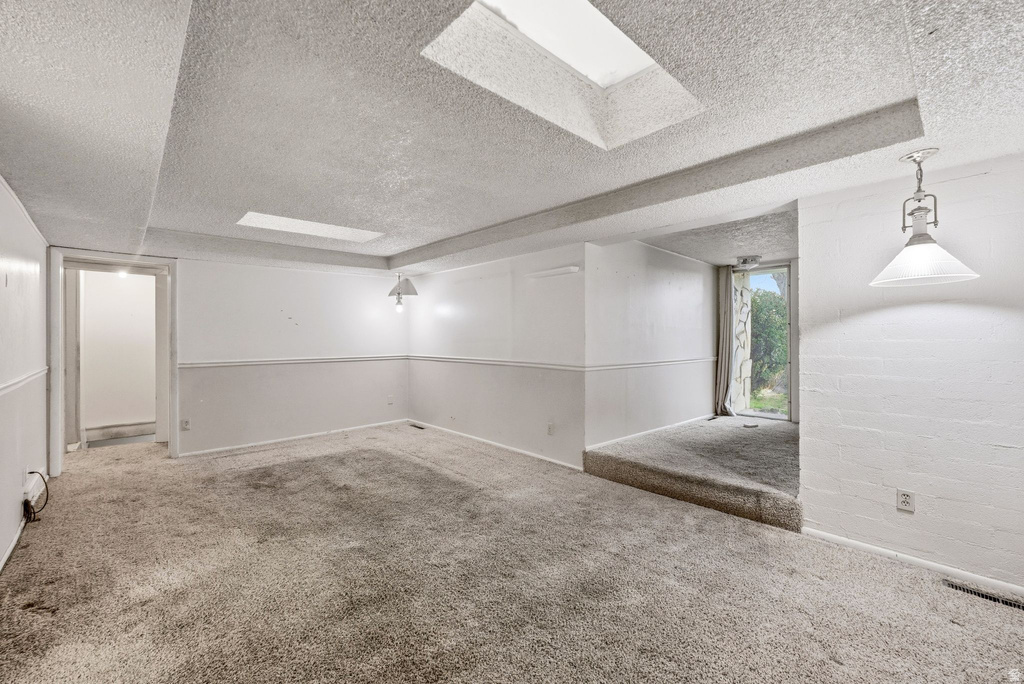 1601 S 700 W Woods Cross, UT 84087