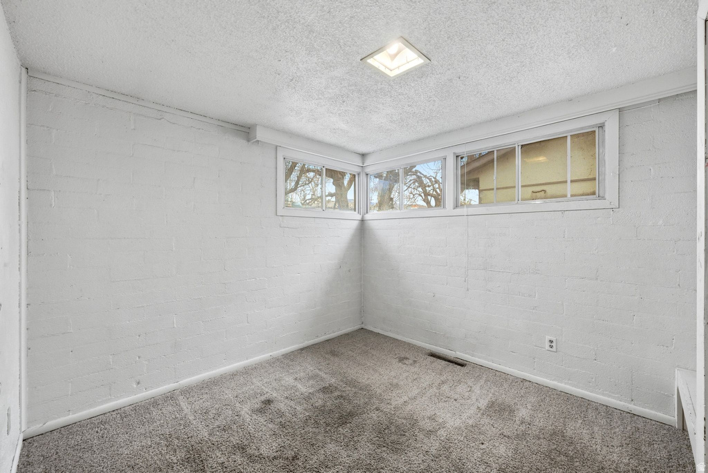 1601 S 700 W Woods Cross, UT 84087