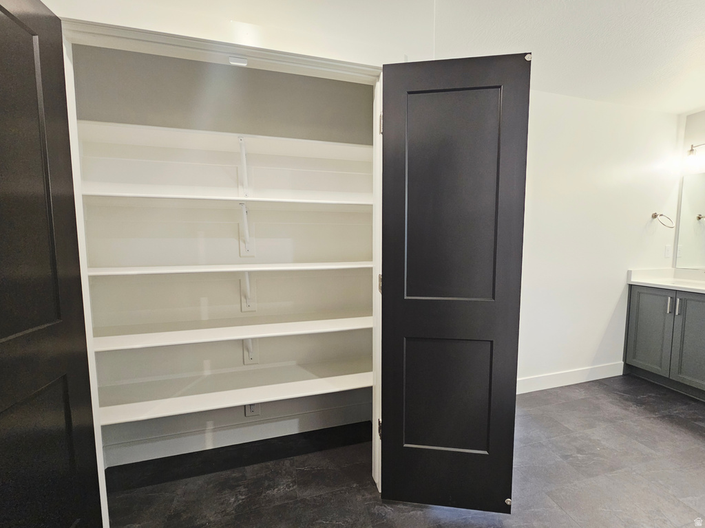 2846 W 2705 N #70 Plain City, UT 84404