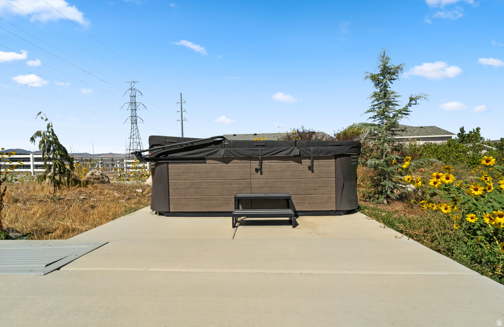 15258 S MOUNTAINSIDE DR Bluffdale, UT 84065