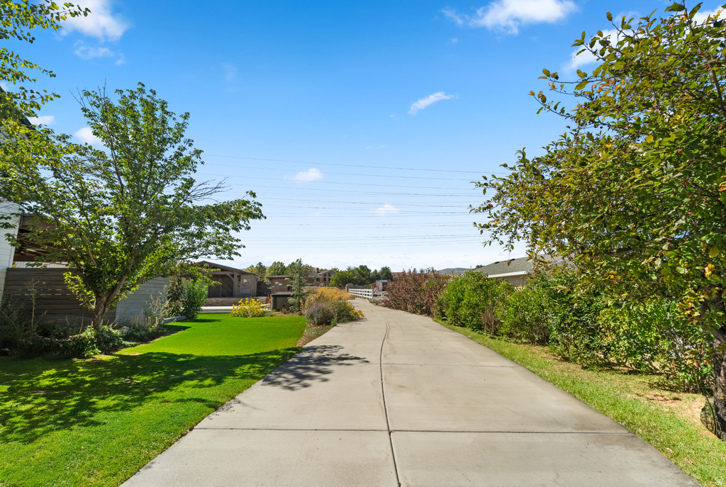 15258 S MOUNTAINSIDE DR Bluffdale, UT 84065